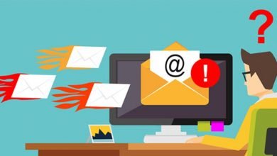 صورة كيف يستخدم تفجير البريد الإلكتروني البريد العشوائي لإخفاء الهجمات