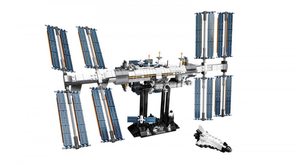 مجموعة LEGO Creative International Space Station Set