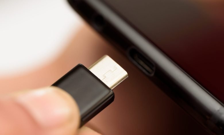 أفضل كبلات USB-C لجميع الأجهزة في عام 2021