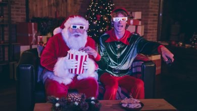 صورة أين يمكنك تشغيل أفلام الكريسماس المفضلة لديك والعروض الخاصة